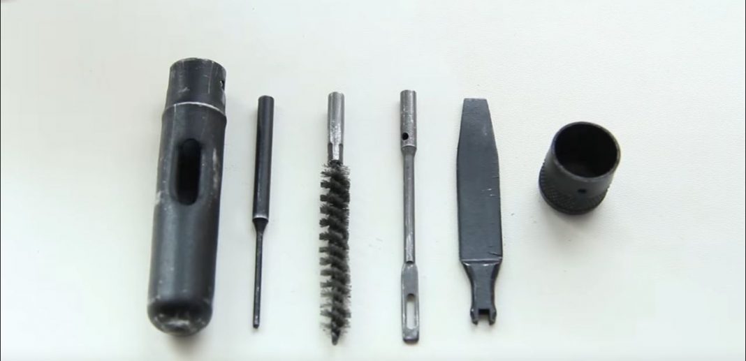 Kit di pulizia o coltellino svizzero? - Armi e Tiro