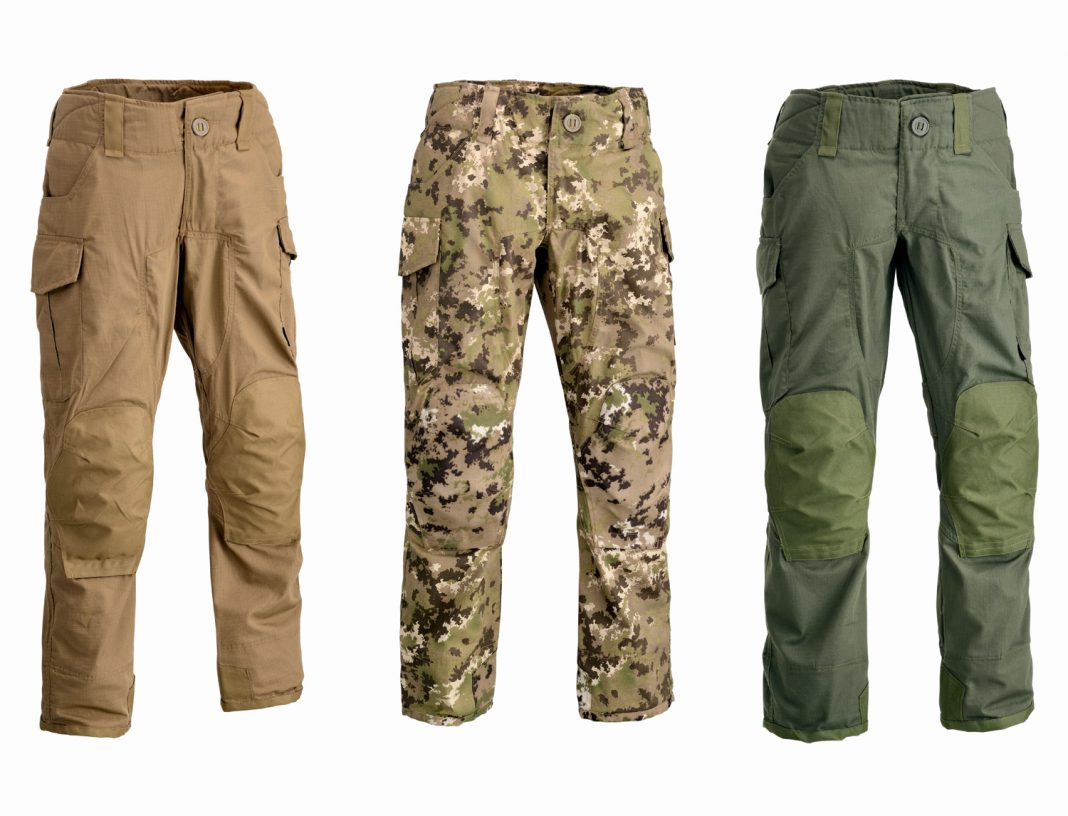 I pantaloni tattici secondo Defcon 5 - Armi e Tiro