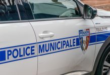 Tolosa, tre agenti aggrediti con il coltello